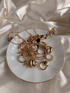 How much does jewelry cleaning cost How much does jewelry cleaning cost